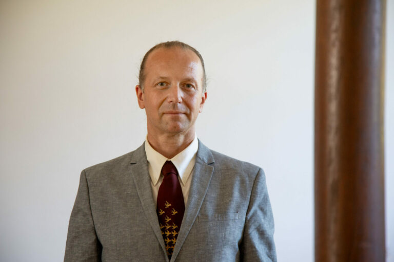 Briefly introduced: Prof. Dr. Luca Ghiringhelli